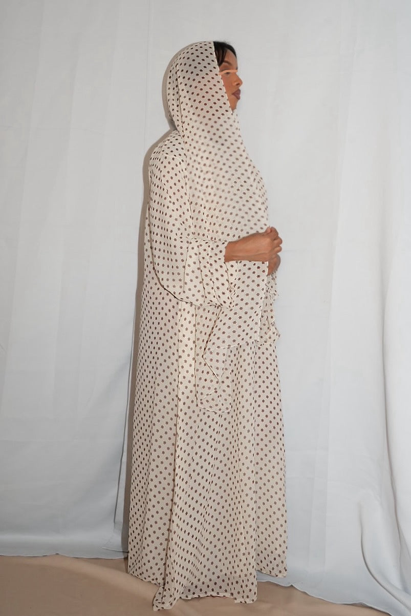 Ivory Espresso - Closed Abaya