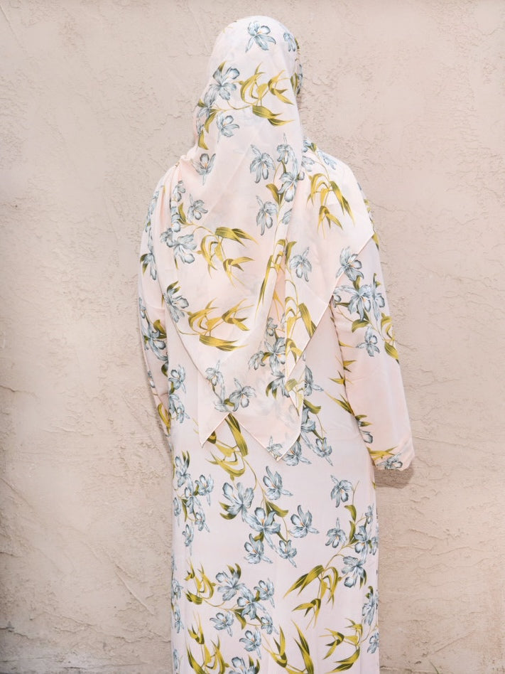 Pistachio (closed abaya)