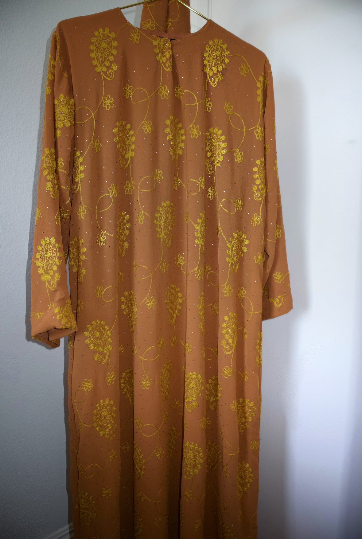 Qahwa - with plain chiffon hijab