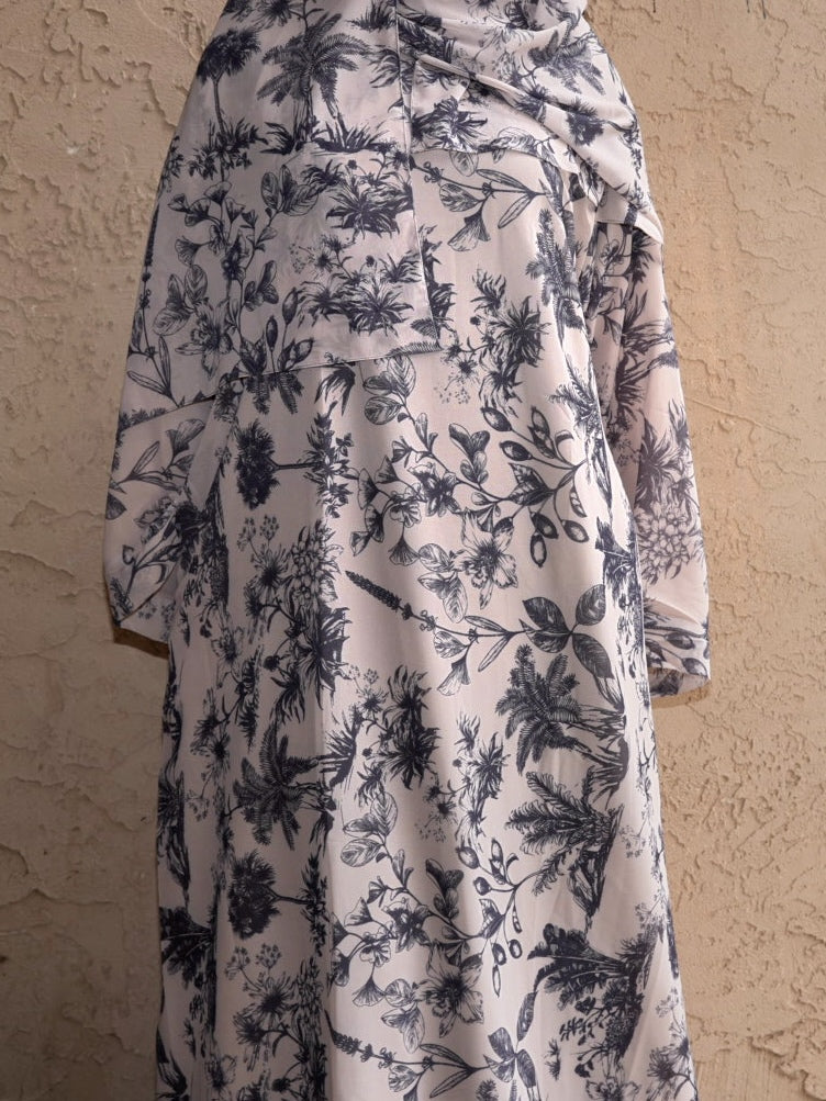 Black Palm (closed Abaya)