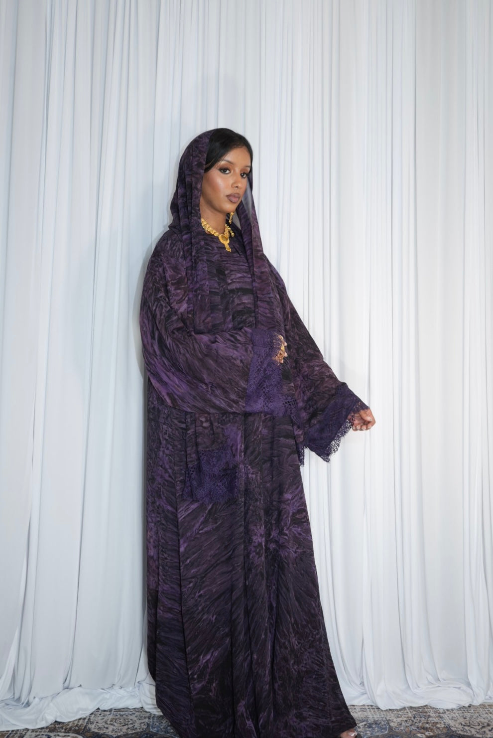 Elara (closed abaya)