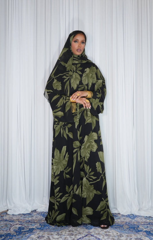 Rema (closed abaya )