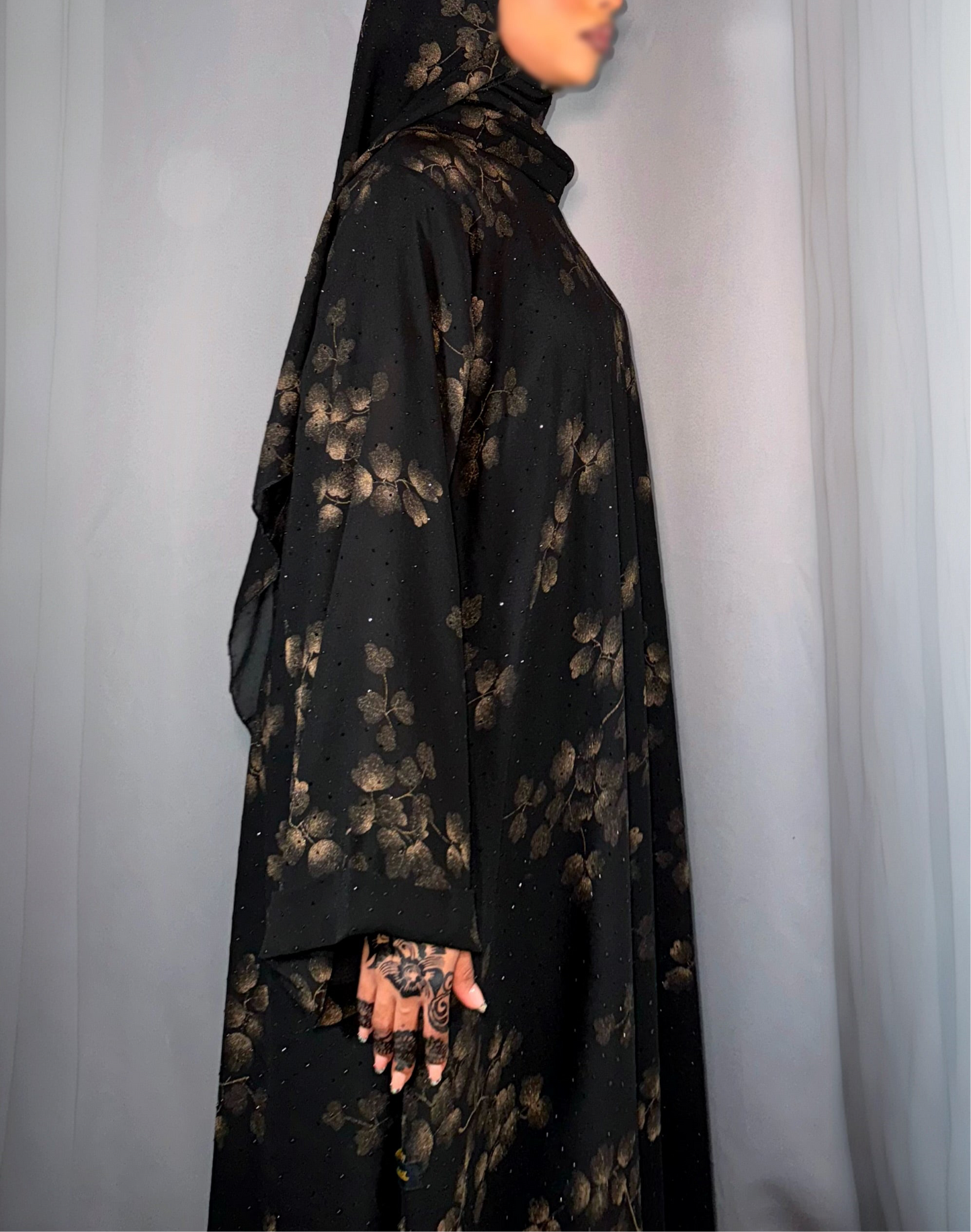 Kawthar - open w /buttons