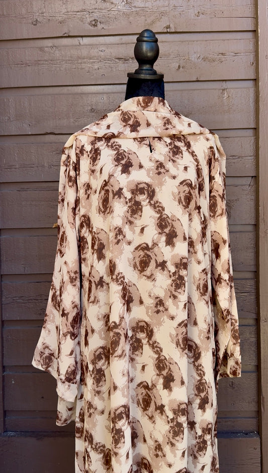 Cinnamon (closed abaya)