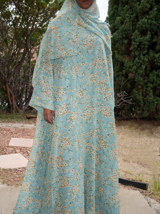 Crystal Meadow (closed abaya)