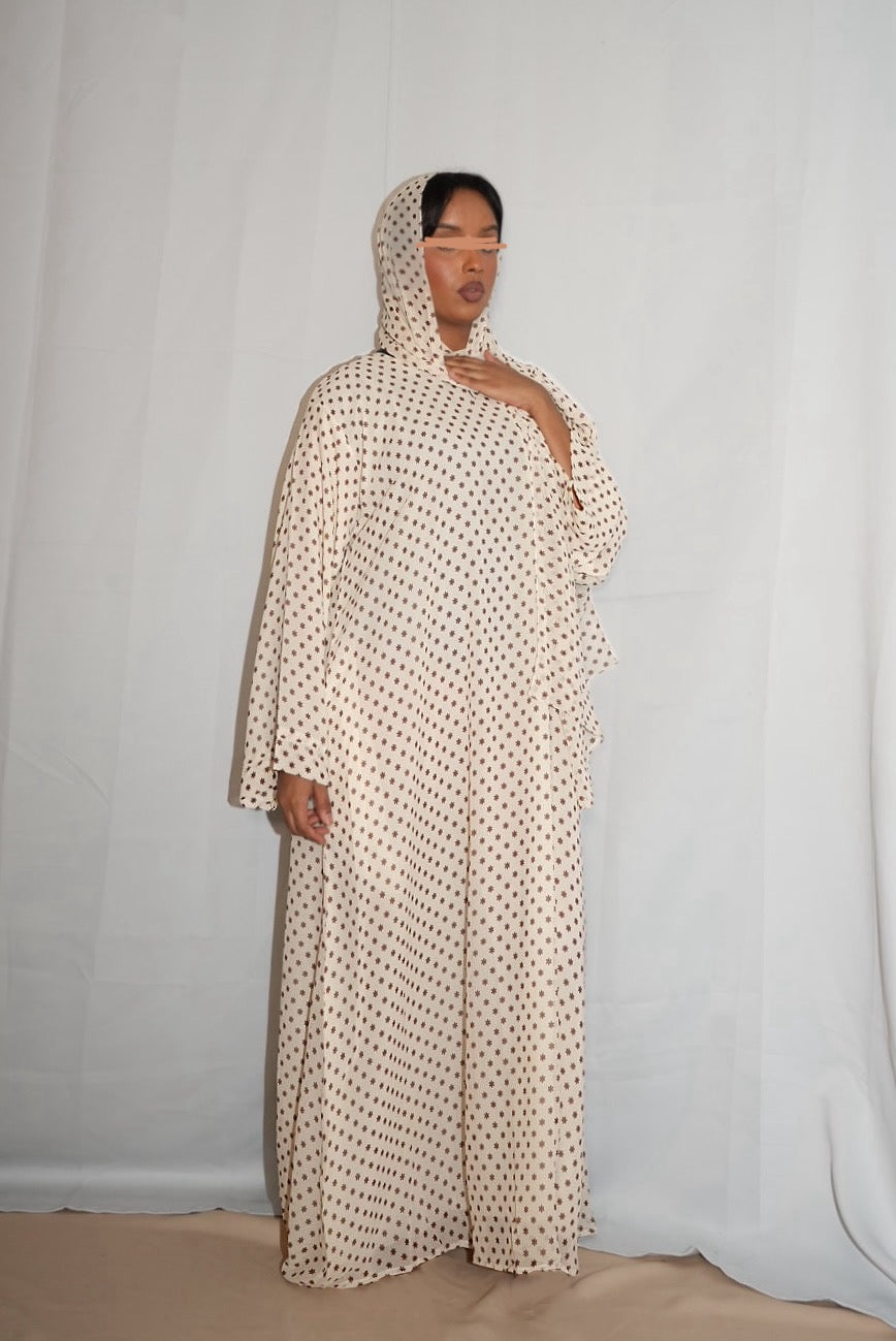 Ivory Espresso - Closed Abaya